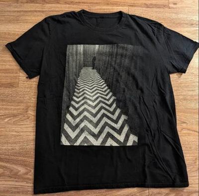 Camiseta gráfica de Twin Peaks pirata