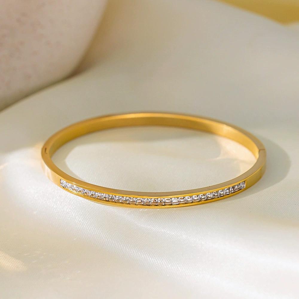 Htpwe Stainless Steel Glossy Zirconium Round Bead Combination Bracelet Set Women Plated 18k Couple Holiday Gift Bracelet Zircon