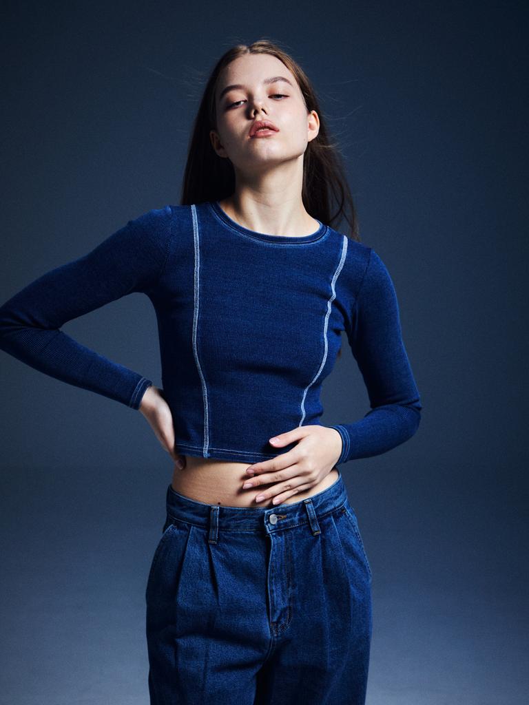 RENNESMIA Indigo Washed Top _ Deep Blue