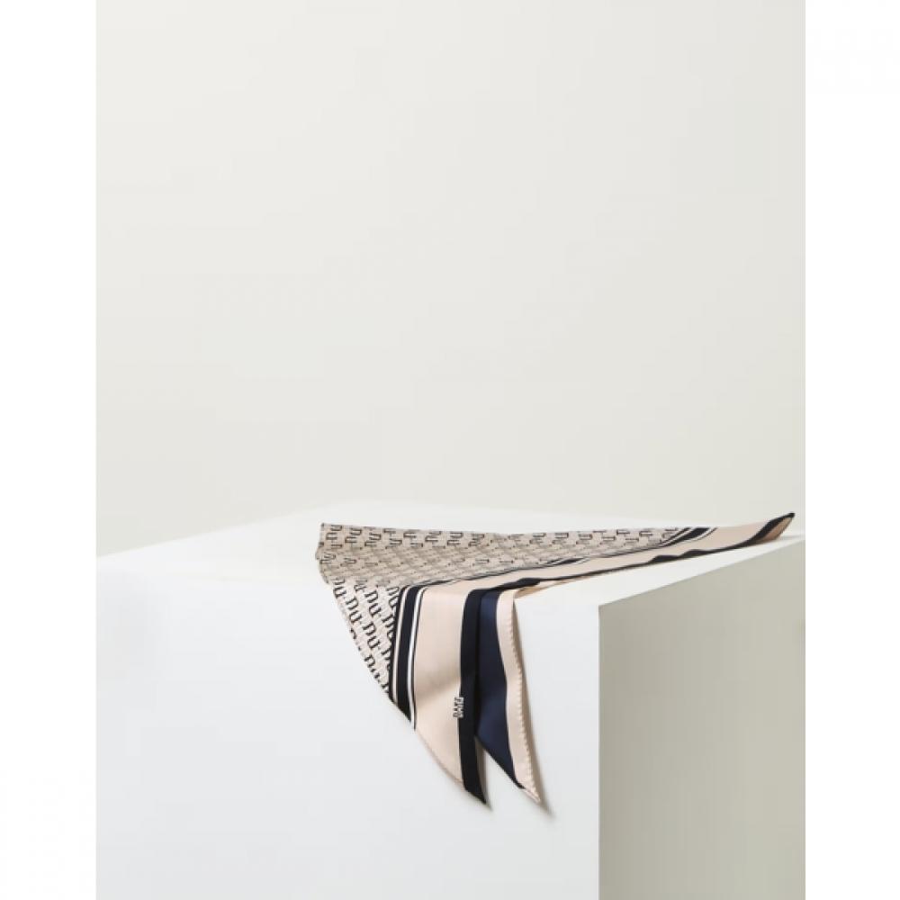 Dcsc5f813n2 [Silk 100 ] Navy Dd Pattern Silk Square Scarf  Ring Set 