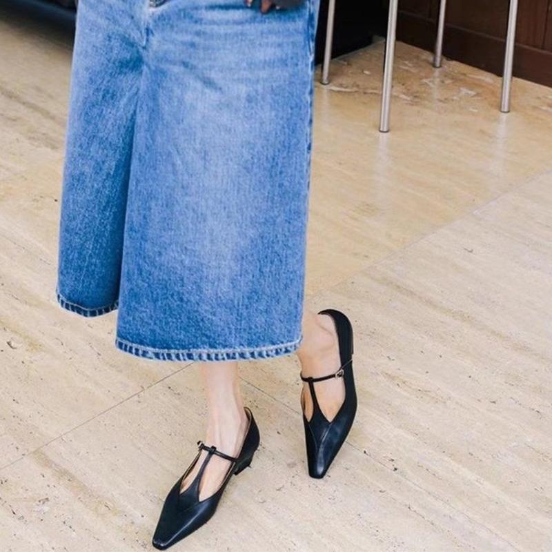 Модные туфли с острым носком для женщин — фото 5