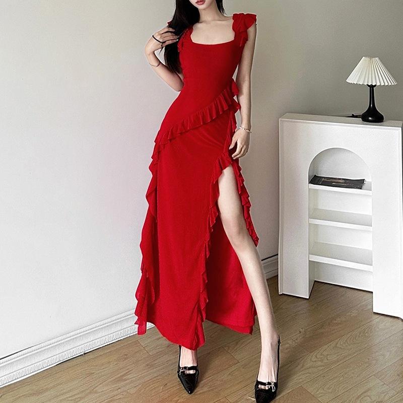 2026 European and American style eBay autumn and winter new sexy fashion backless suspender medium and long split dress