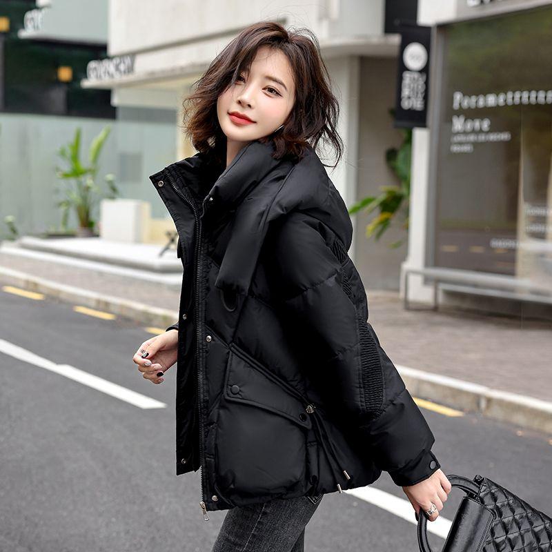 Fashion and Warm: Korean Style Short Coat with Removable Hood for Winter