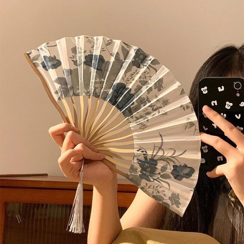 21/22cm Portable Hand Fold Fan New Chinese Style Dance Props Retro Shell Fan Woman Men Bamboo Wood Silk Flower Folding Fan
