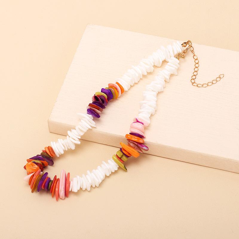 European and American new accessories niche design resin fragments necklace, trendy ins fashion collarbone chain