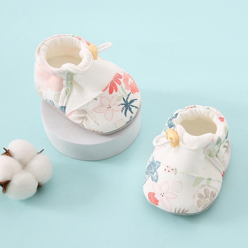 Unisex Baby Soft Sole Cloth Shoes, Anti-slip Pre-walking Foot Covers for 6-9 Months, Ideal for Spring and Summer.