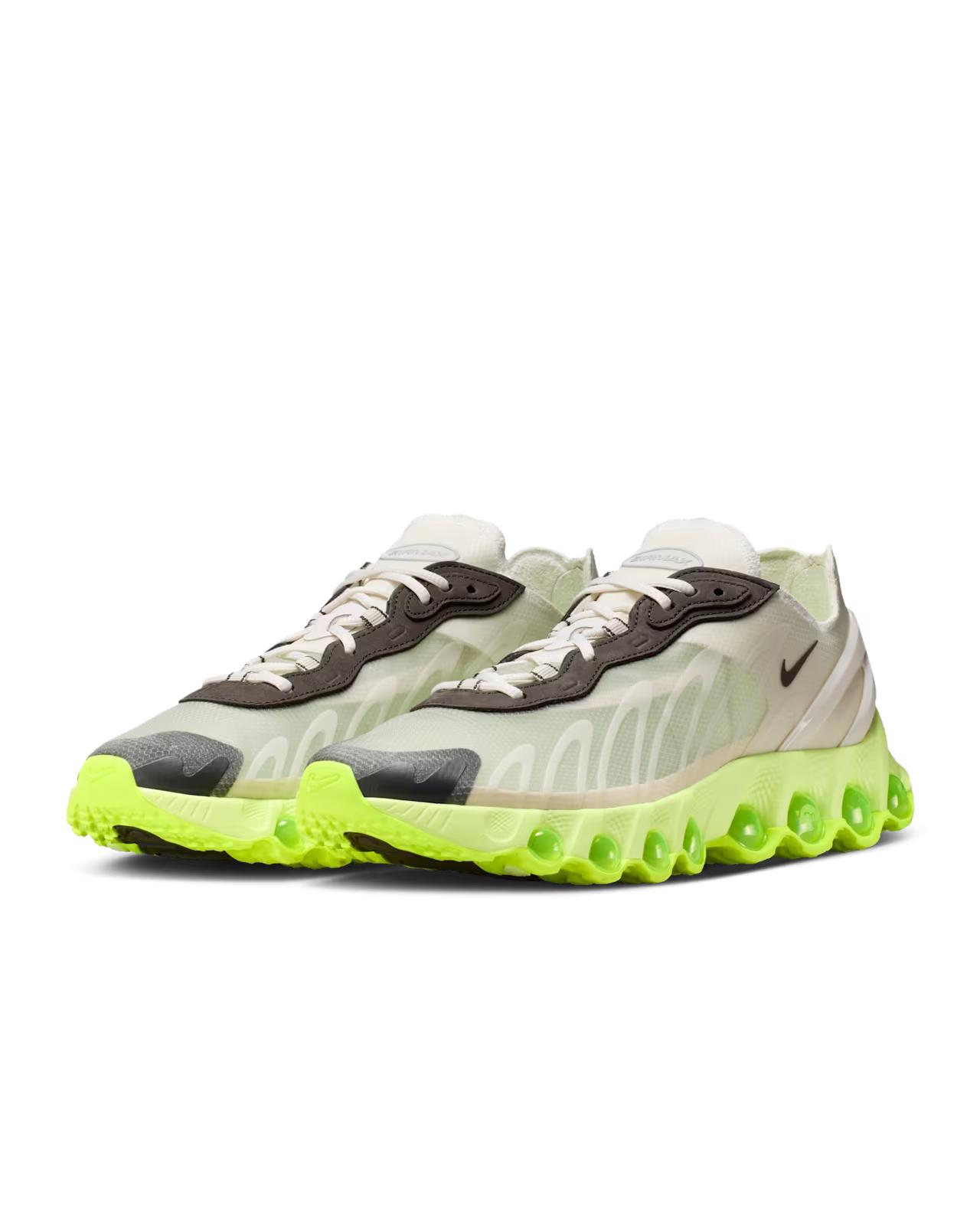 IO4479-200 Nike Air Max DN8 Shadow Brown Phantom (Men s) 4