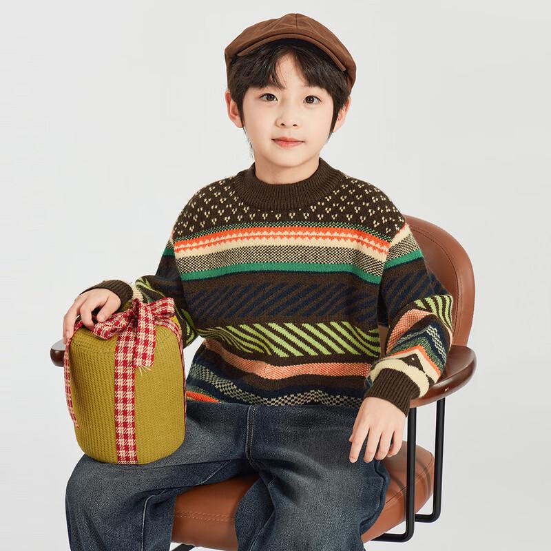 Chlapecký měkký svetr s retro vzorem