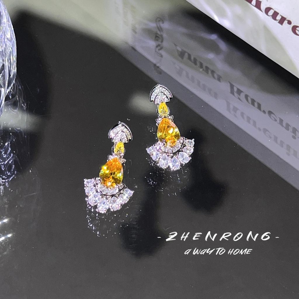 Gra High Jewelry Yellow Diamond Necklace Set Bridal Wedding Dress Set Chain Light Luxury Treasure Stud Earrings Pendant Women