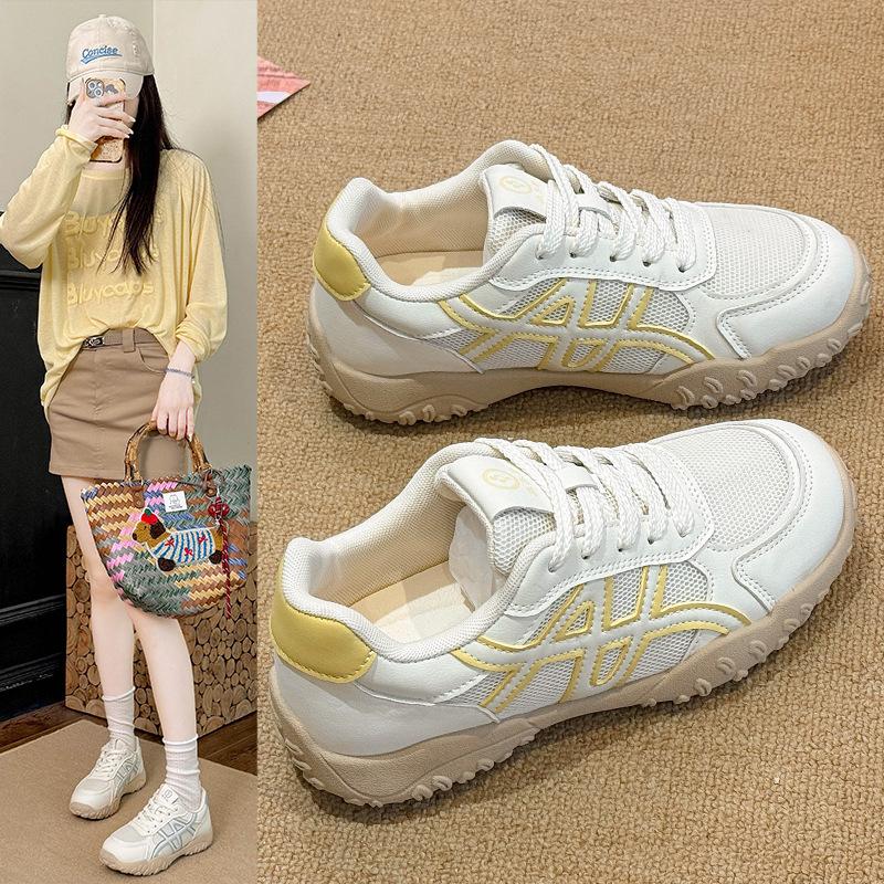 Soft Leather German Training Shoes Women's New Comfortable Forrest Gump Shoes In Autumn and Winter 2025 Breathable Trend Sports and Leisure White Shoe