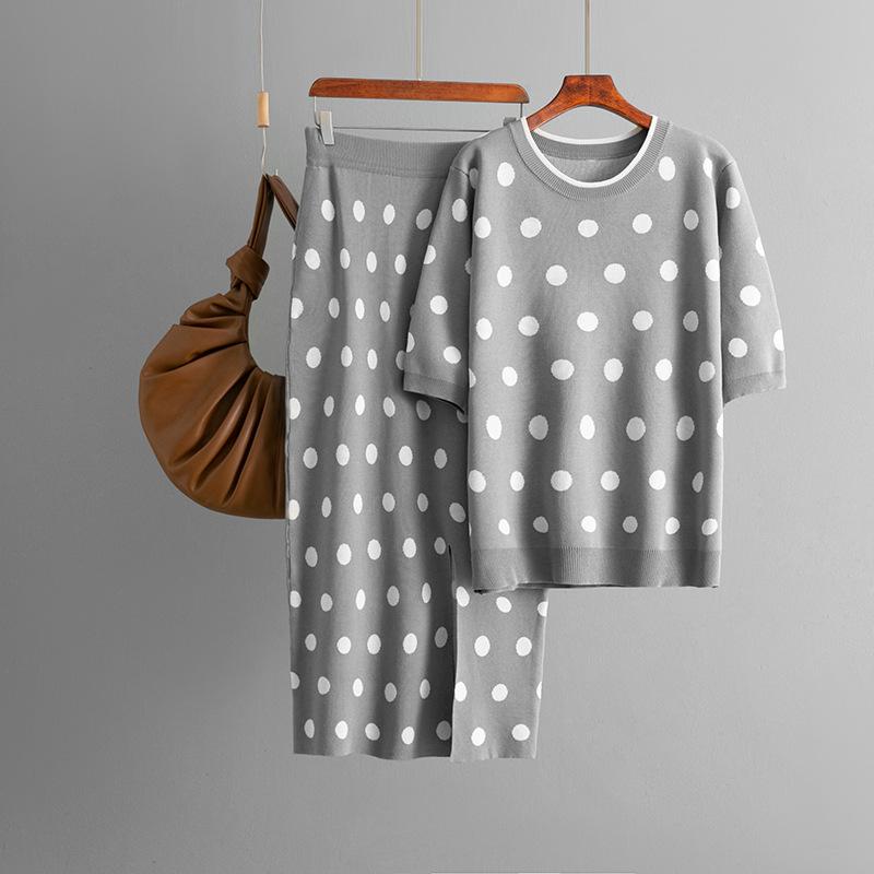 Summer round neck polka dot short-sleeved knitted sweater fashion suit + high waist hip-wrapped split skirt two-piece set