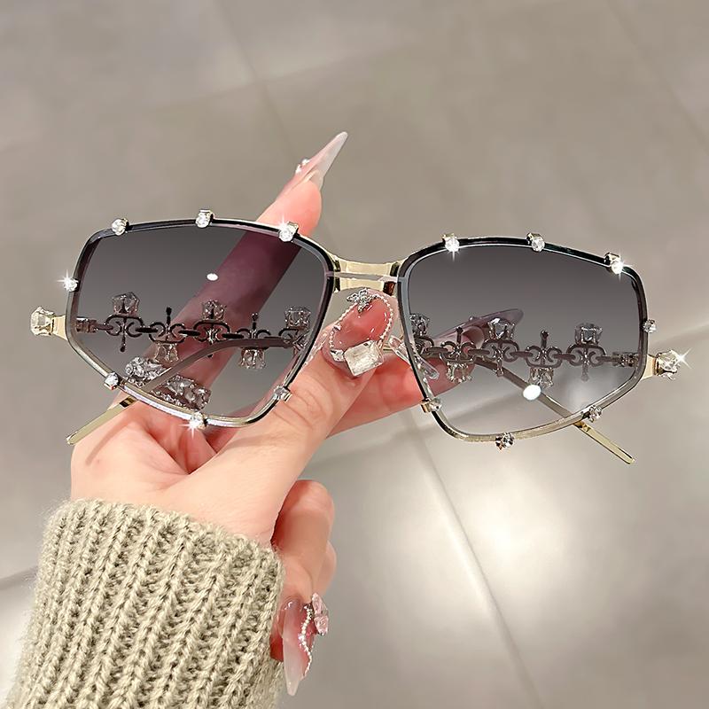 

Персонализированные оправы для очков с бриллиантами, модные солнцезащитные очки ромбовидной формы, солнцезащитные очки в уличном стиле серый