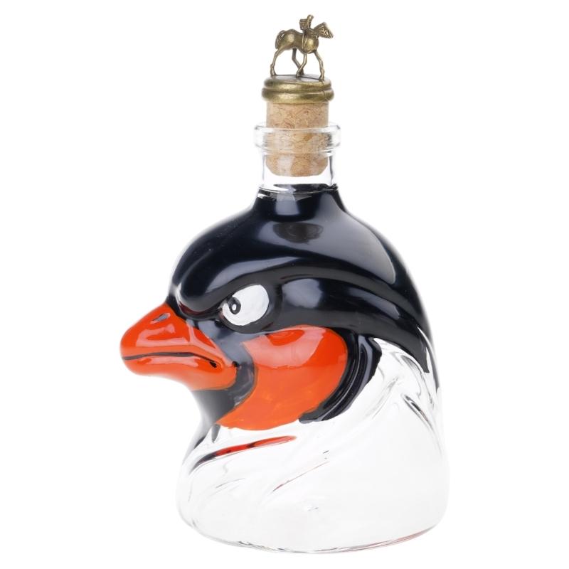 Hawks Head Themed Whiskeys Decanter With Leak Proof Lid For Cocktails Parties And Collectors Beverage Storage Solution