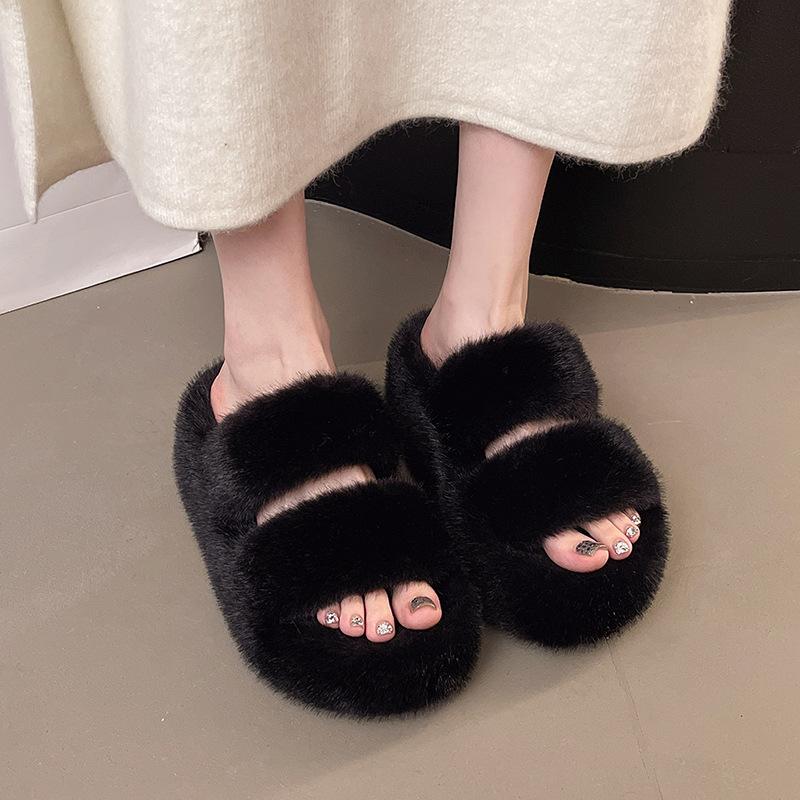 Korean version of small man thick-bottomed muffin heightening plush slippers women's autumn and winter outer wear advanced sense 2025 new model
