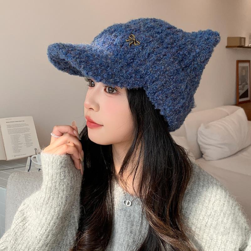 Korean Sweet and Versatile Bow Plush Baseball Cap FallSeason and ColdSeason Style DailyWear Ear Protection Hat Cold Warm Hat Women