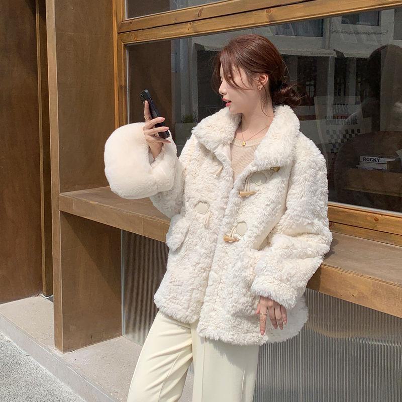 Winter Women's Korean Style Horn Button Imitation Rabbit Fur Coat, Loose Lambswool Fashion
