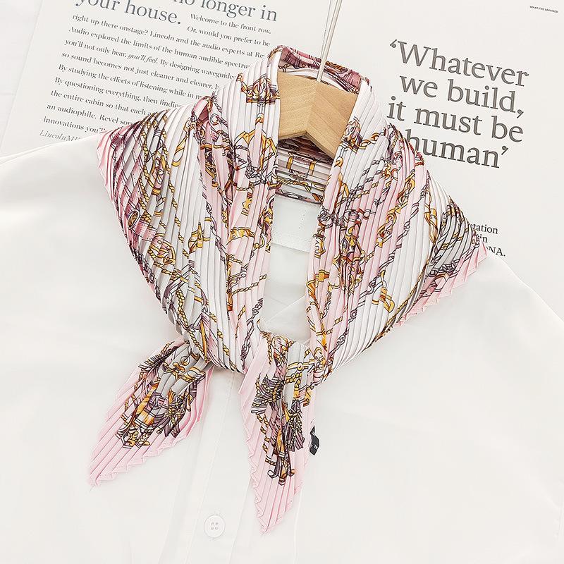 Retro Color Block Crinkled Square Scarf - 70cm Pleated Neckerchief in Imitation Silk for Women