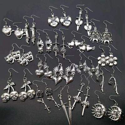 Boucles d'oreilles Punk Hip Hop en métal, pendentif papillon, crâne, fleur, pour hommes et femmes, tendance, Rock, croix, épée, cœur, flamme, bijoux