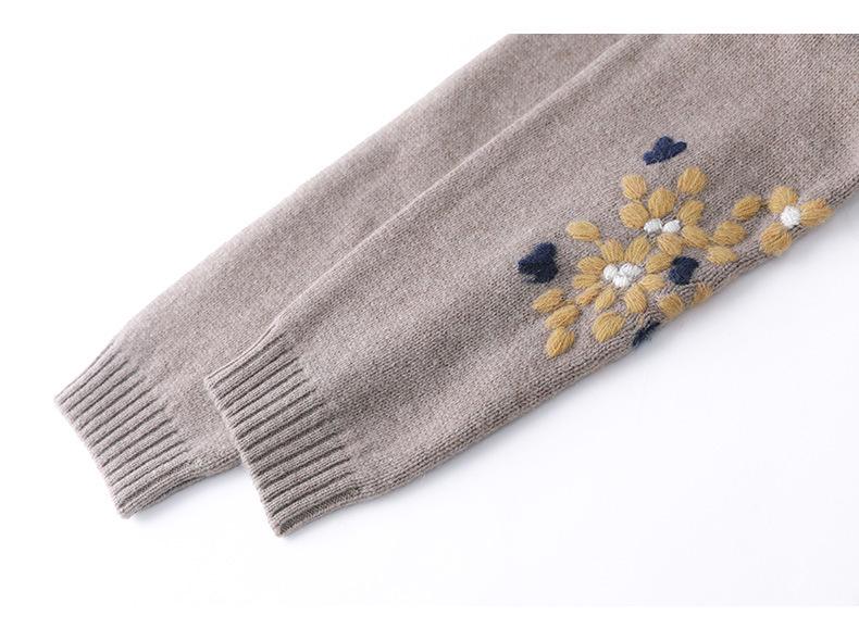 2025 Fall/Winter Women's Embroidered Loose Pure Wool Turtleneck Sweater, Thickened Long Sleeve Knitwear in Lazy Style