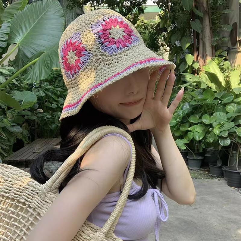 Summer face covering small sunscreen bucket hat woven flower straw hat bucket hat women's versatile sun hat