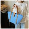 Handwoven large-capacity bag women's new summer beach fashion shoulder tote bag