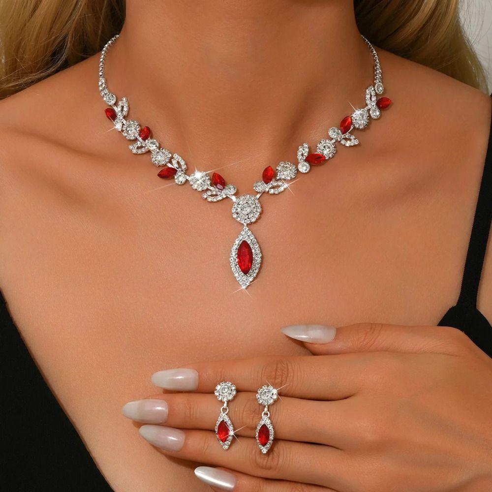 Crystal Necklace Earrings Three-piece Set Fringed Luxury Rhinestone Jewelry Collarbone Chain  Party