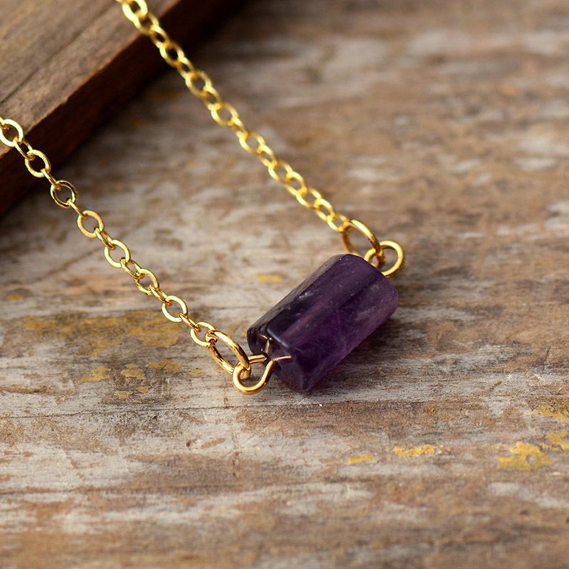 High Quality Natural Stone Simple Fashion French Hexagonal Column Pendant Necklace Popular Jewelry Crystal Jewelry
