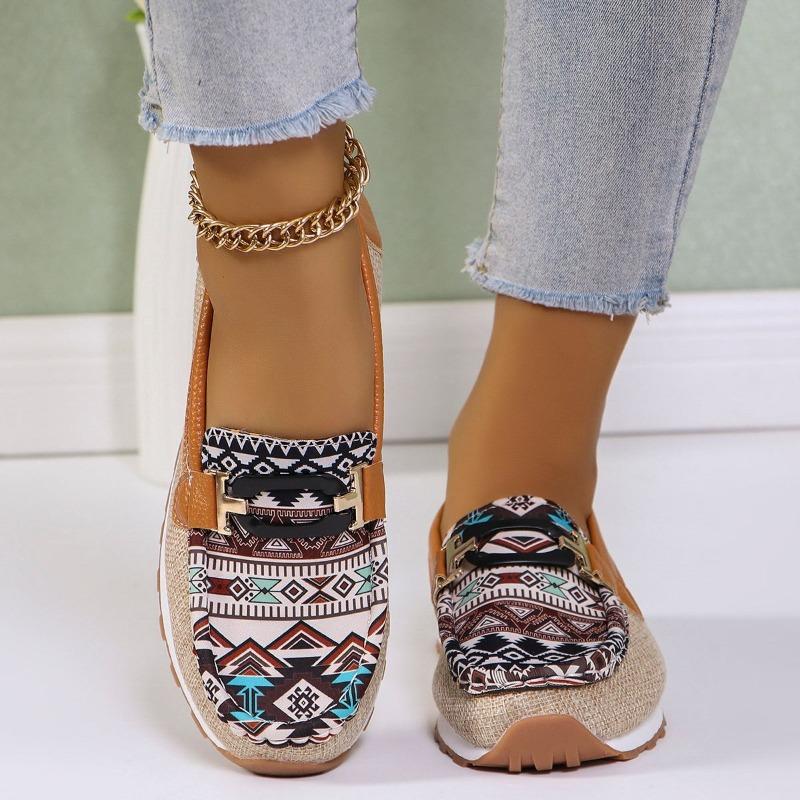 Spring New Foot Cover Canvas Loafers Women's Shoes Versatile Flat Casual Shoes Women's Cloth Shoes Large Size Women's Shoes