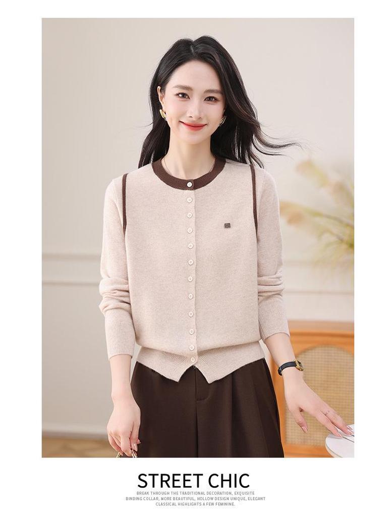 Women's Round Neck Contrast Color Wool Knit Cardigan - Soft Hong Kong Style Petite Sweater Jacket