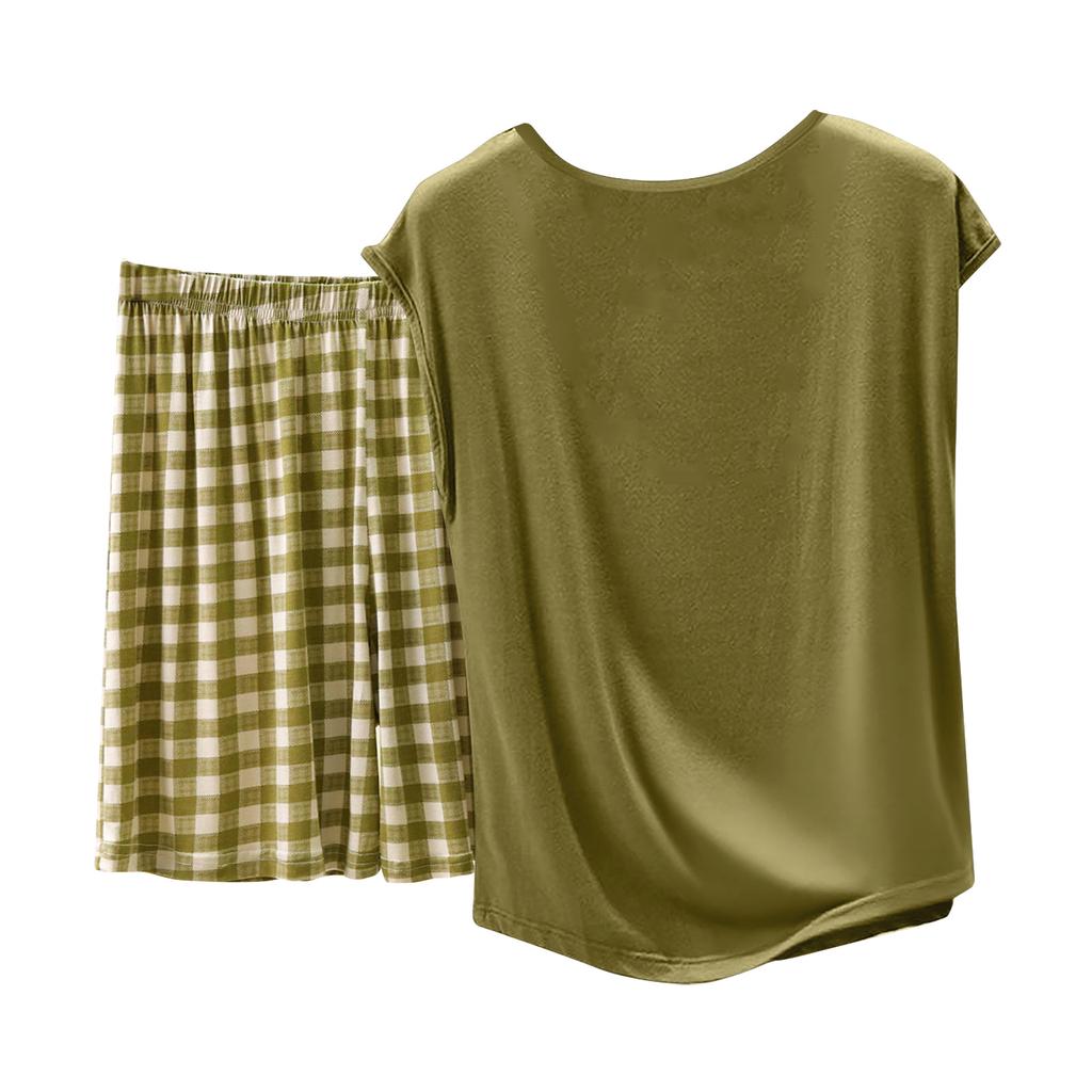 Ladies' Casual And Comfortable Round Neck Solid Color Top With Checkered Printed Shorts Plus Size Set