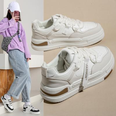 Încălțăminte pentru femei – Adidaşi