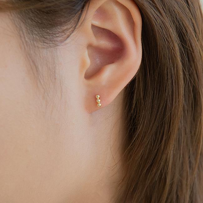 Lunne 14K 2-Tier 3-Tier Mini Ball Earrings (14K Gold) #Es24