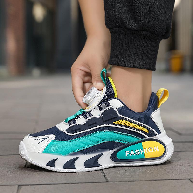 

Boys Non-Slip Leather Sports Shoes - Lightweight Soft Sole Casual Running Sneakers for Autumn/Winter 2025 29 темно-синього кольору