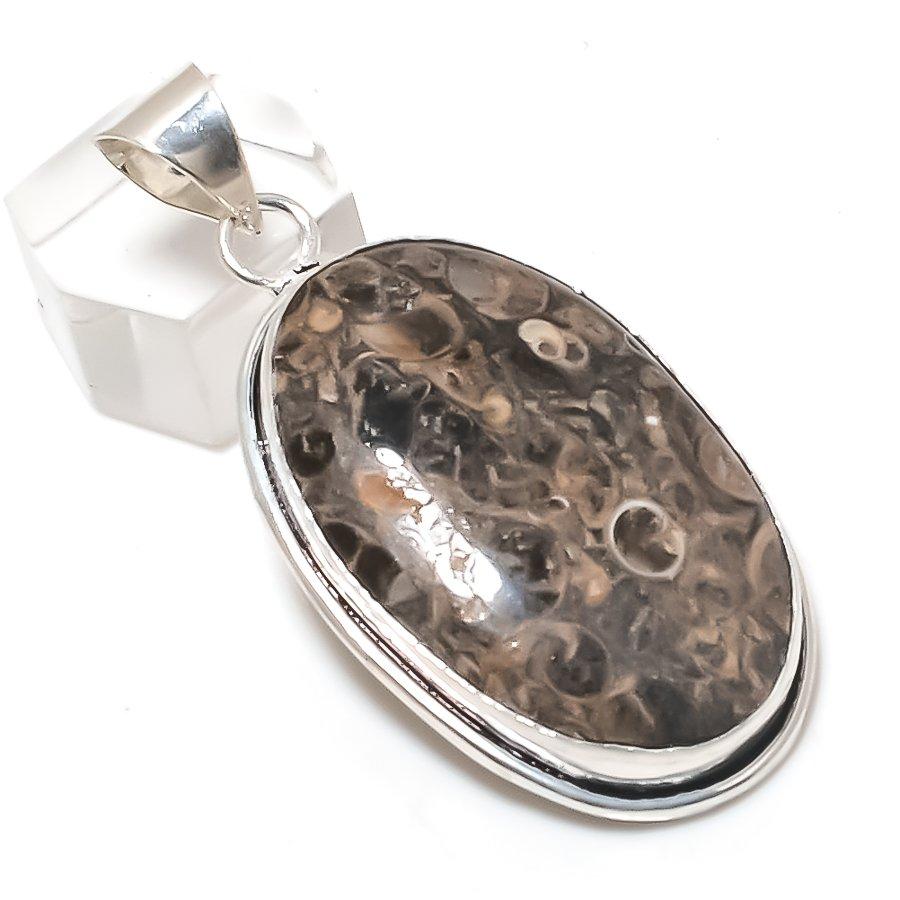 

Туррителла Ископаемый Драгоценный Камень 925 Стерлинговое Серебро Ювелирная Подвеска 2.29