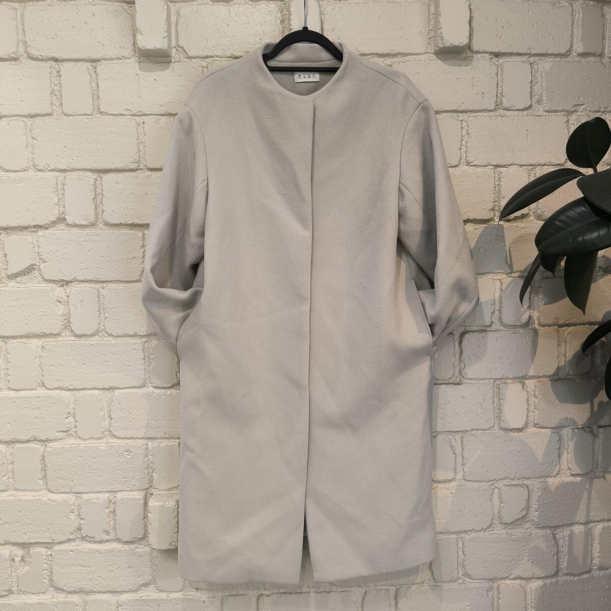 Price reduction PLST long coat no collar coat chester coat