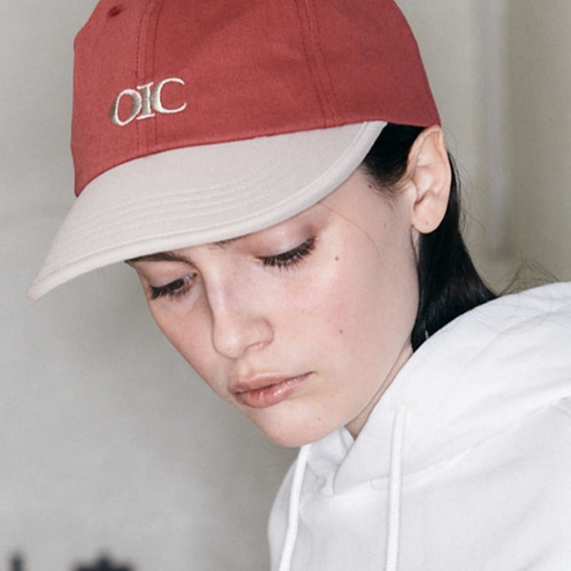

OIOI COLLECTION Signature Two-Tone Ball Cap [BURGUNDY] FREE