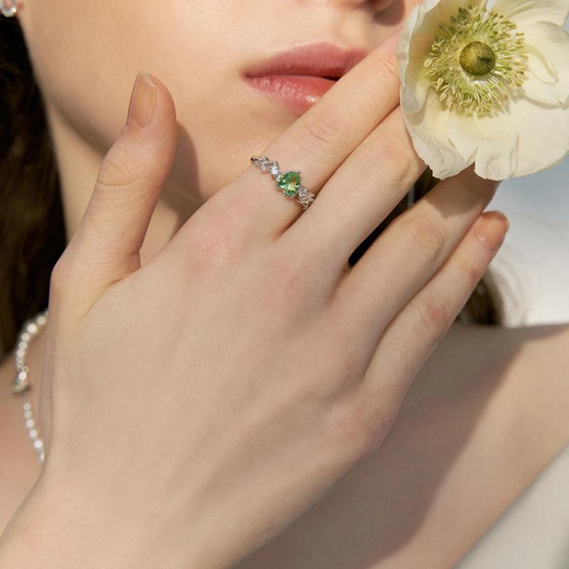 Elegant Adjustable Butterfly Zircon Ring For Women Chic Geometric Design Fashion 2024 Jewelry