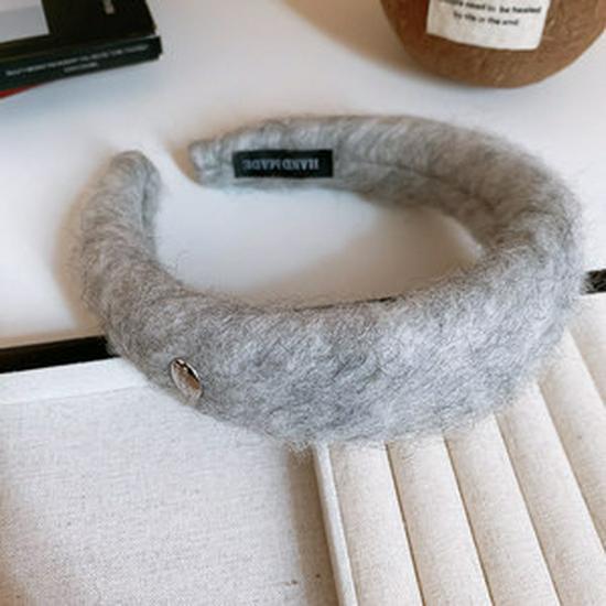 Fascia colorata con diamanti scintillanti: Accessorio di moda alla moda
