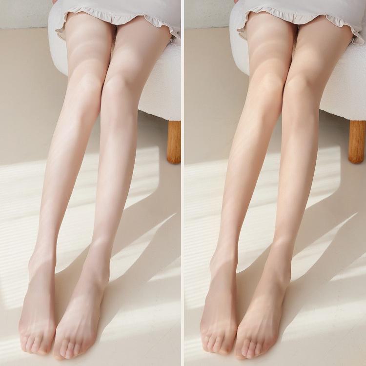 Ultra-Thin Women's Pantyhose: Core-Spun Silk, Anti-Snag, Flesh-Colored, T-Crotch Design