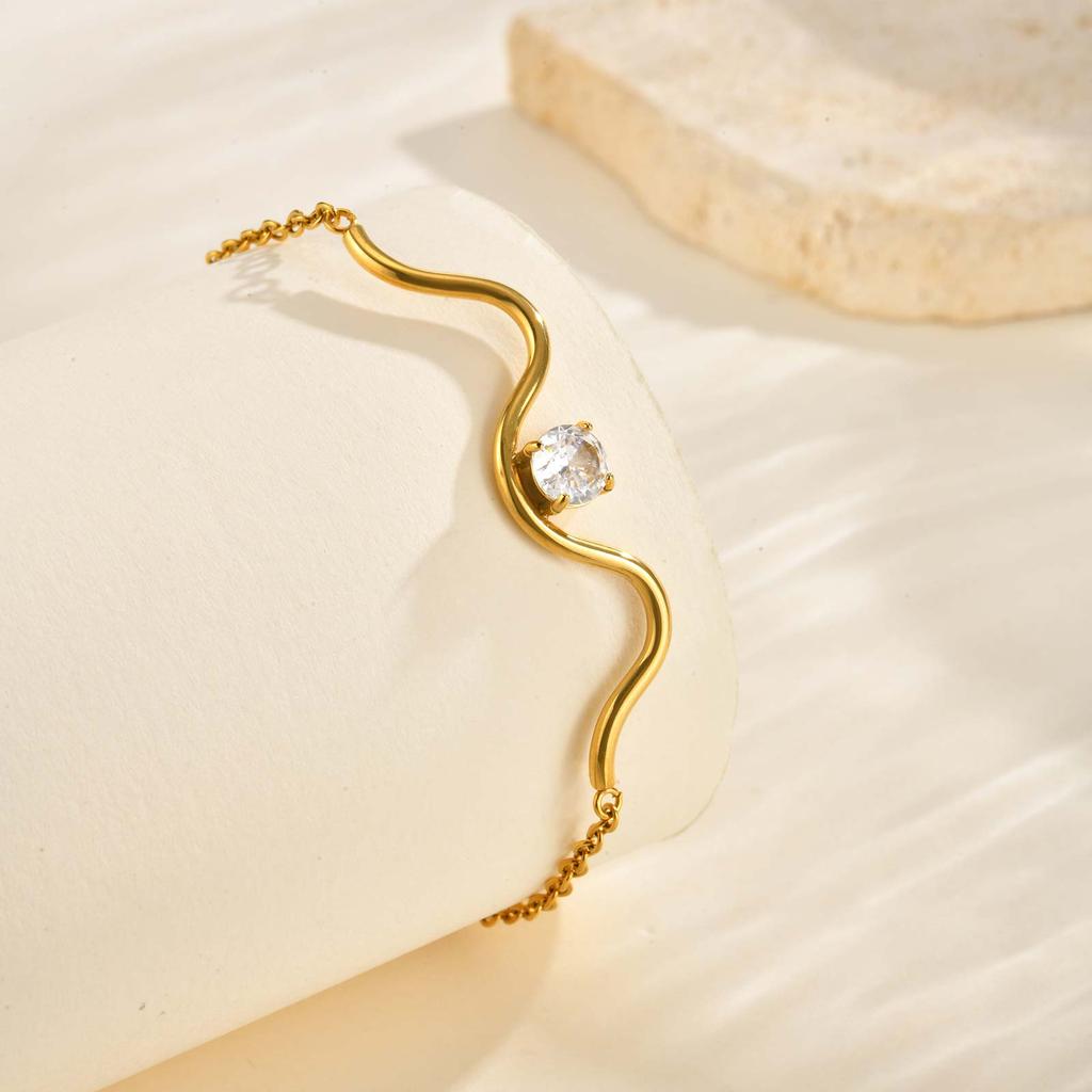 Dainty Wavy Bracelet with Round Zircon,Gold Plated Stainless Steel Flat Rolo Chain Bracelets for Women,Charm Jewelry Gift