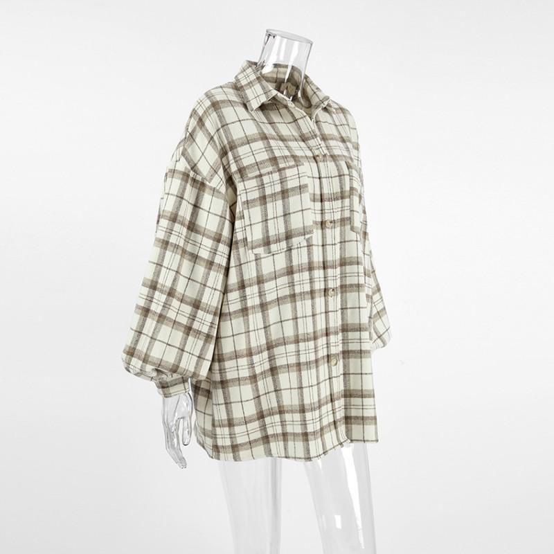 Womens Oversized Relaxed Fit Plaid Shirt With Turn-Down Collar Long Sleeve Loose Top 2025 Casual Streetwear