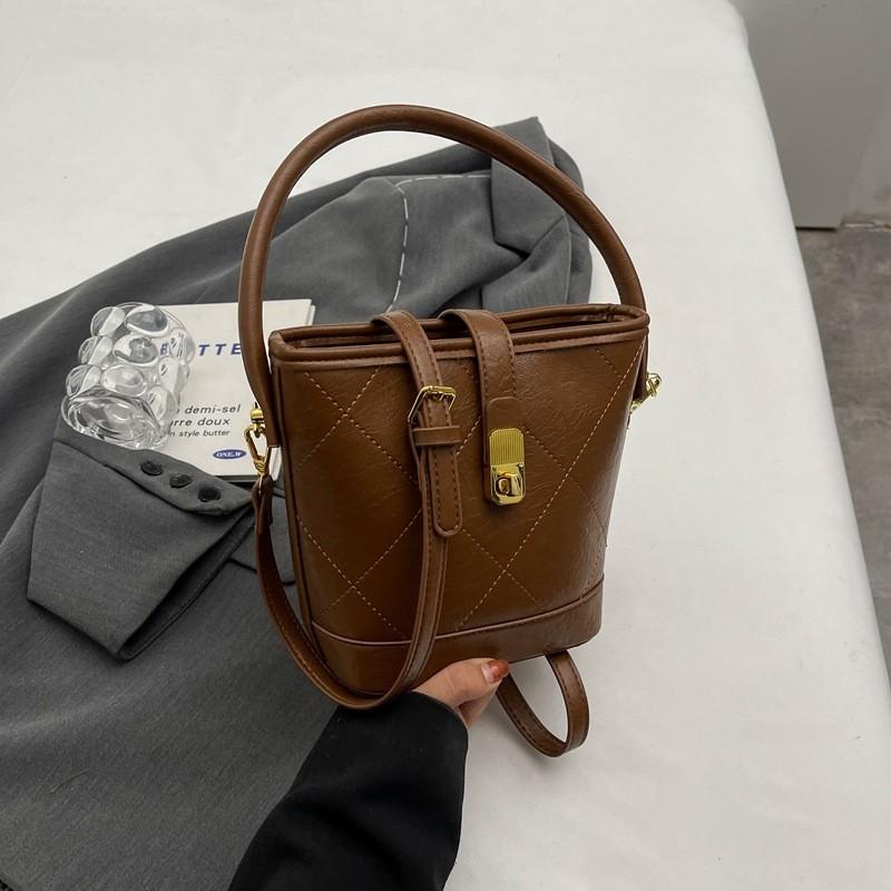 2023 New Vintage Fashion Bucket Bag Women Small Handbag High-end Texture Commuter Crossbody Shoulder Bag
