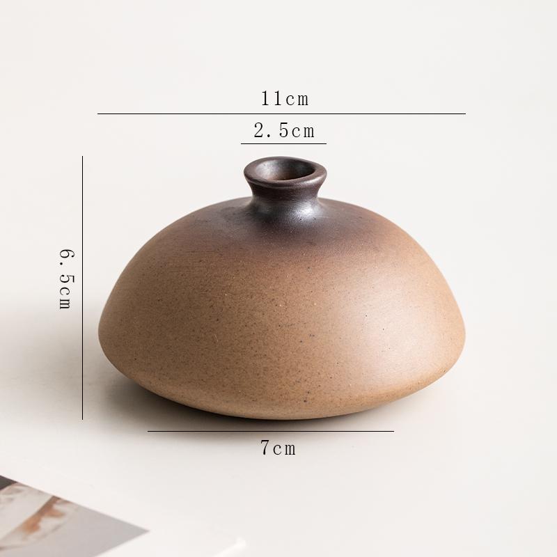 Retro Ceramic Vase for Dry Flowers & Green Plants - Living Room & Study Decor