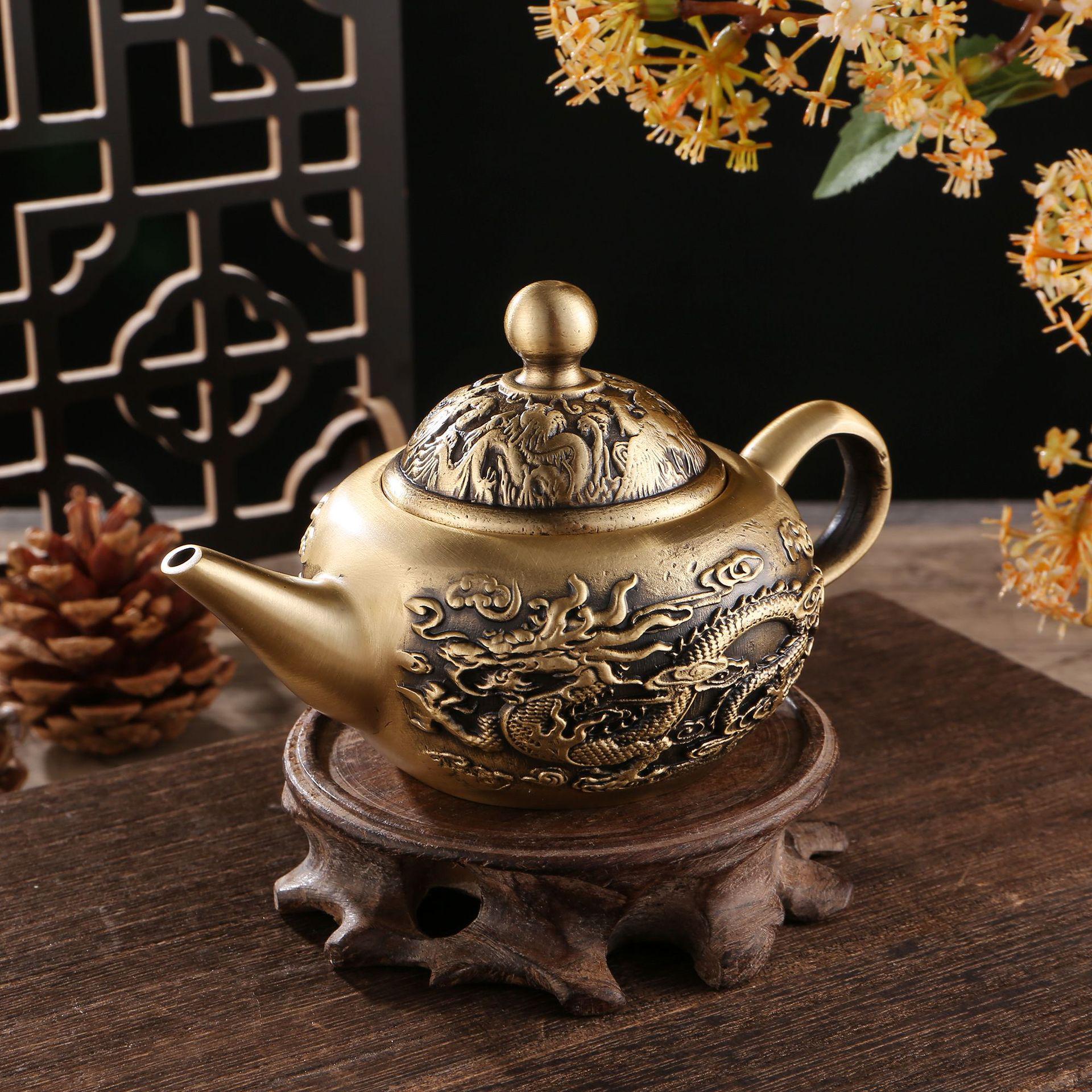 

Латунный винный горшок «Дракон и Феникс» с медным цилиндром «Байфу» — благоприятное украшение для чайника и чашки для ресторанов