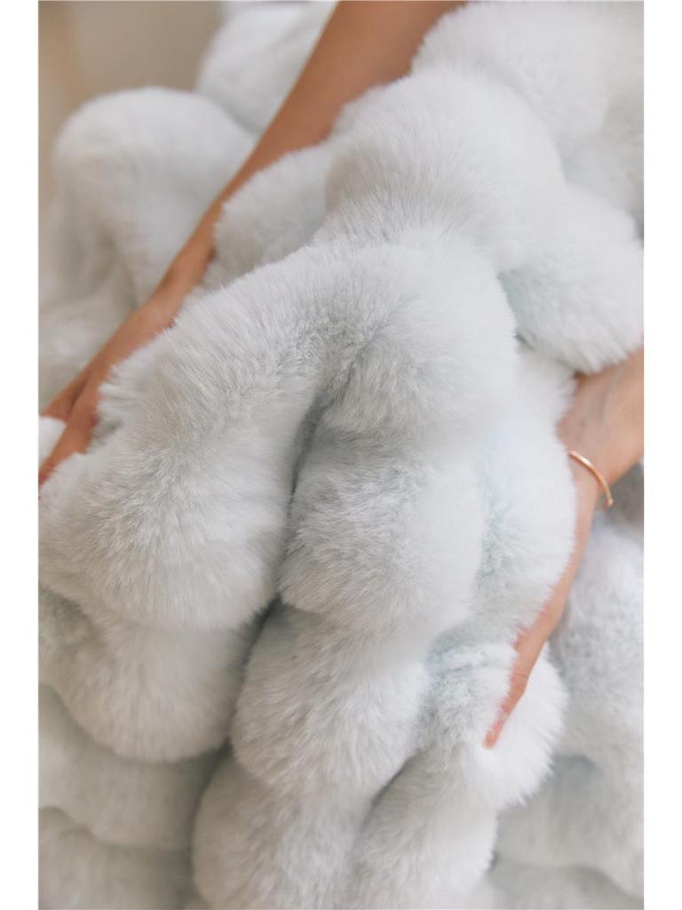 Winter Tuscany Rabbit Hair Plush Throw Blanket - Korean Gentle Style, Light Luxury for Sofa or Office.