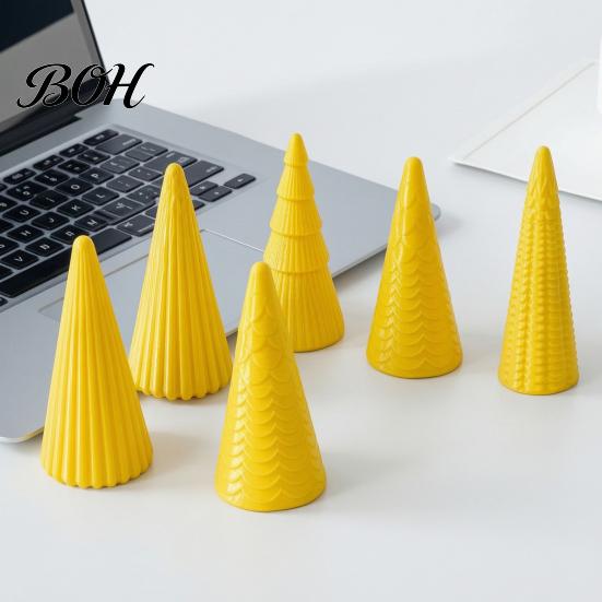 Christmas Tree Decorations Set 5Pcs Illuminated With/No LED Lights, Nordic Style Luminous Decorative Figurine Tabletop Ornaments, Cone for Home Office