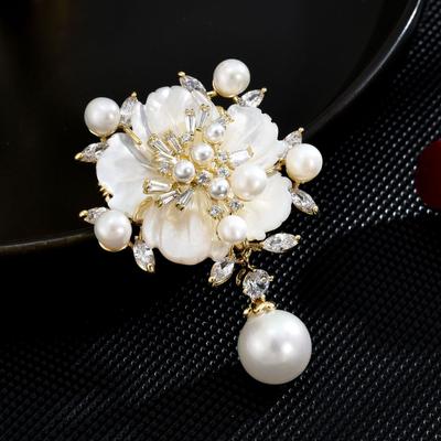 New National Style Luxury Natural Fritillary Corsage Atmospheric Zircon Cherry Blossom Pearl Brooch High-End Copper Accessories Women