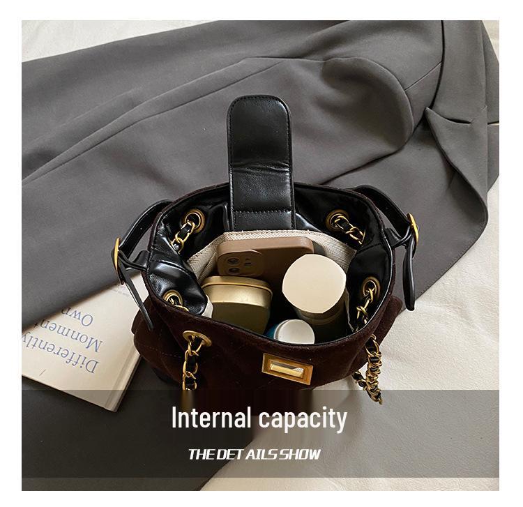 Women's Argyle Patchwork Retro Handbag with Chain Strap - 2025 Collection