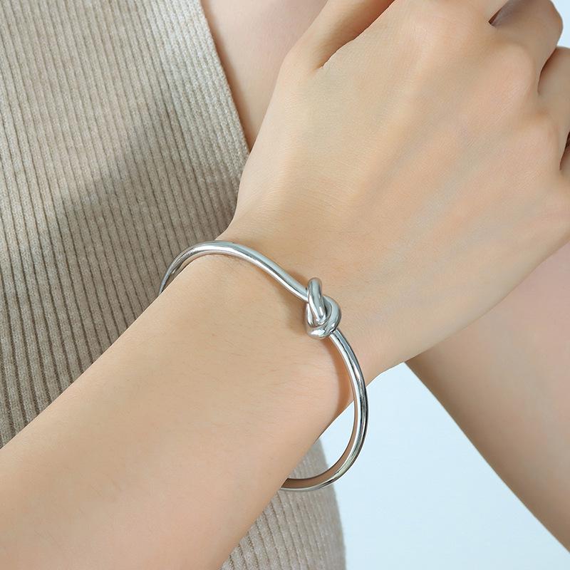 European & American Style Knotted Titanium Steel Bangle - Adjustable, Thick & Thin Design, Non-Fading