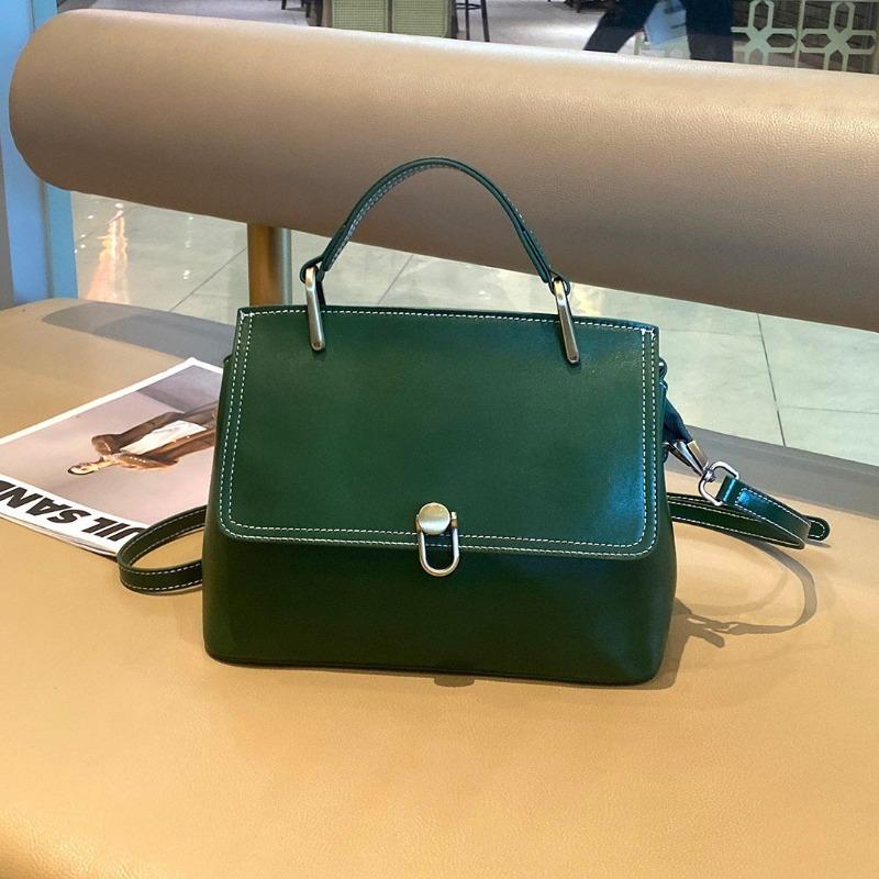 

Сумка из натуральной кожи, большая вместительная сумка через плечо, универсальная сумка, элегантная и модная женская сумка One Size зелёный